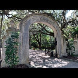 Meet your Posher, Lia